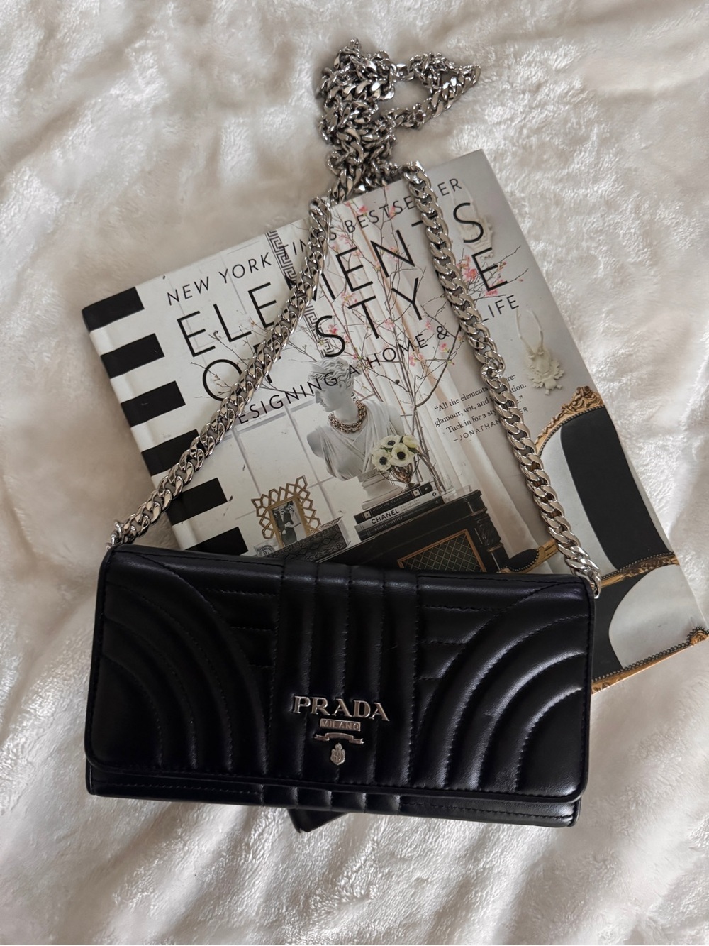 Authentic Prada Black Quilted Leather Chain Crossbody - Picture 2 of 9